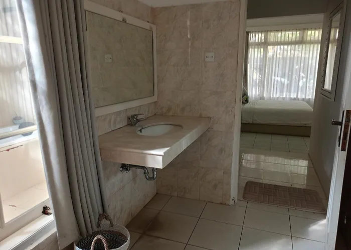 Casavina 201 Batu Bolong Beach Pensión Canggu