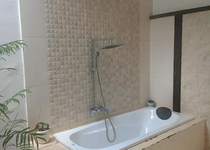 Casavina 201 Batu Bolong Beach 4* Canggu